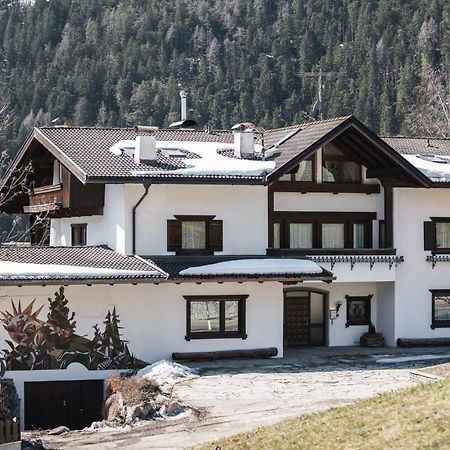 Kronplatz Lodge Dolomites St. Vigil Exteriör bild